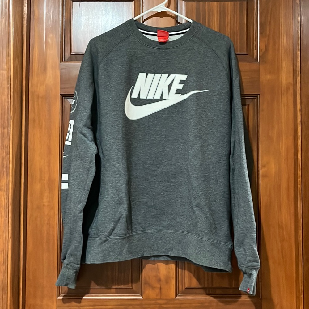 Men’s XL Nike Sweatshirt